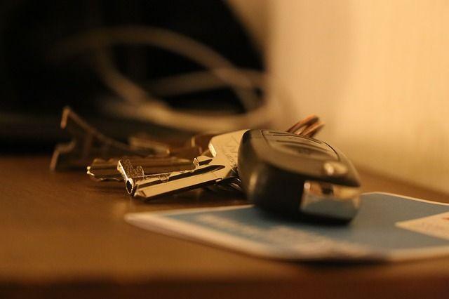 Claiming the Car Keys from an Elderly Parent – When is it time?