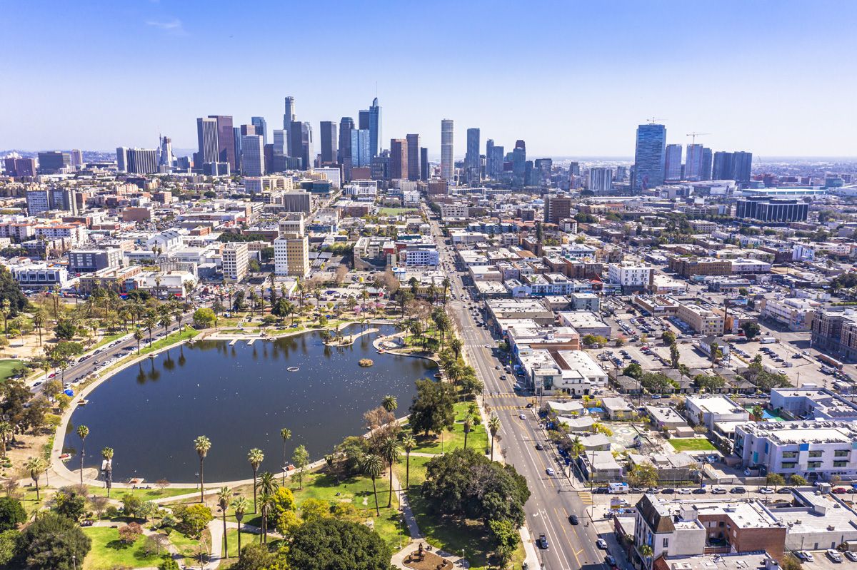 Finding Affordable Senior Housing in Los Angeles, California