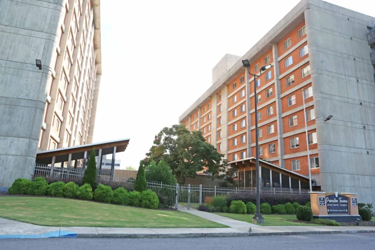 princeton towers 63 1710100339 2 768x512